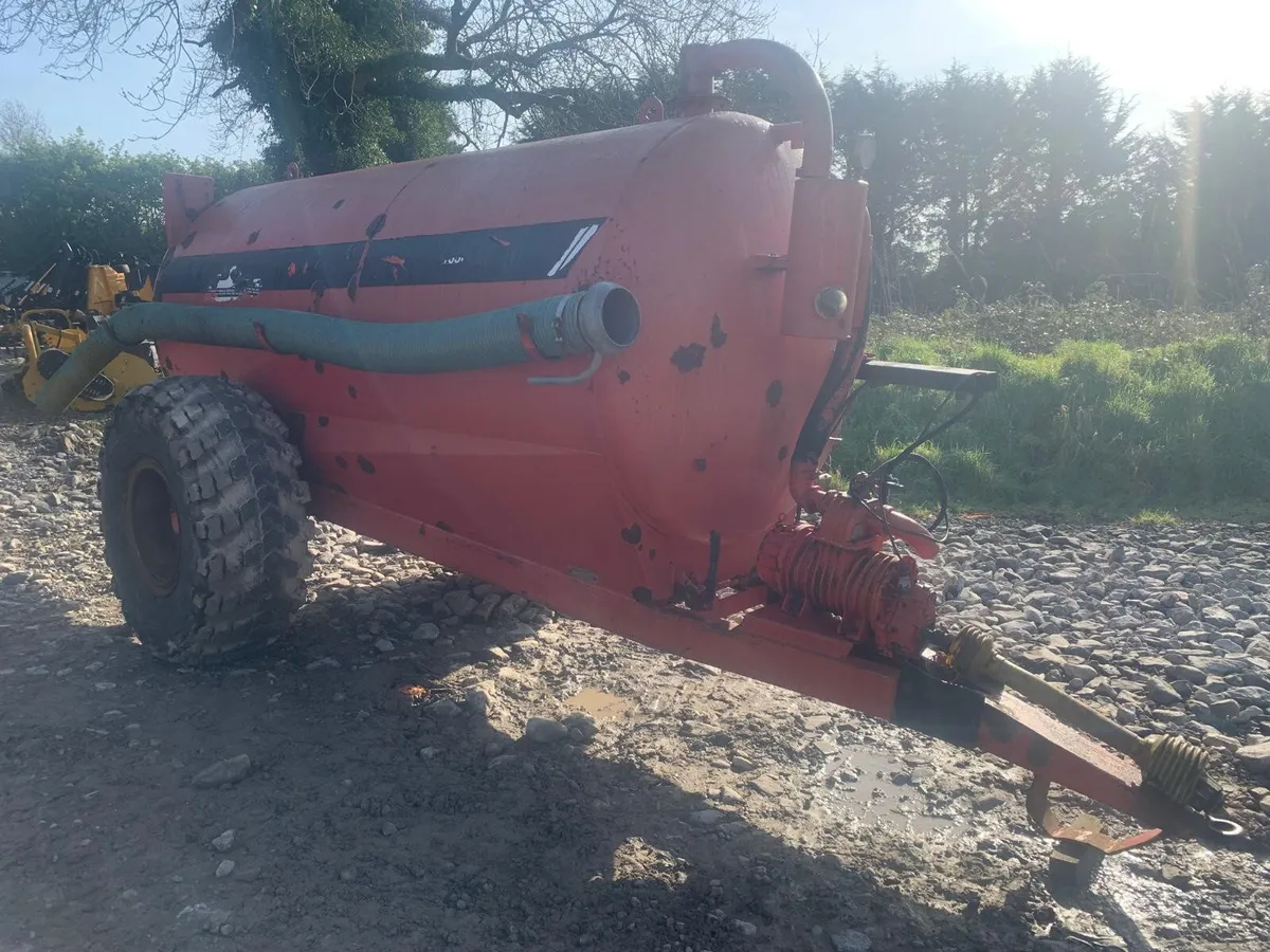 HISPEC 1350 SLURRY TANKER - Image 1