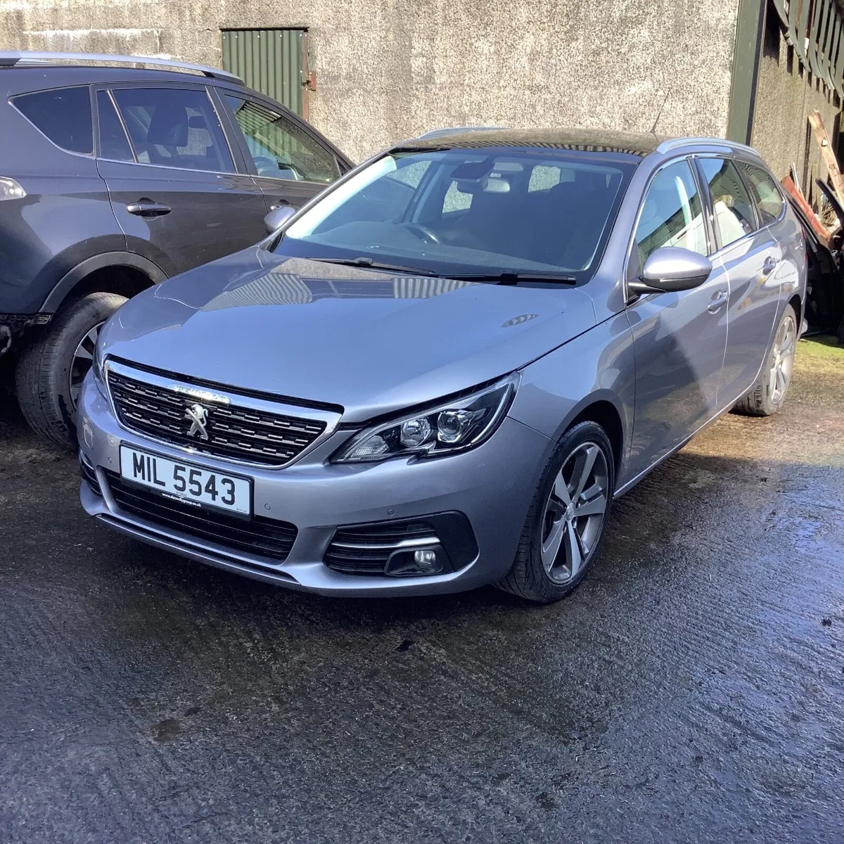 Peugeot 308  sw 1.5 bluehdi  2018 130 non runner - Image 2