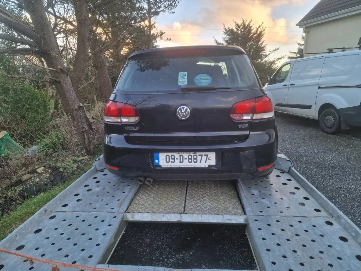 Vw golf breaking - Image 2