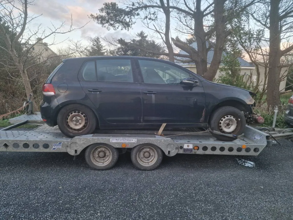 Vw golf breaking - Image 3