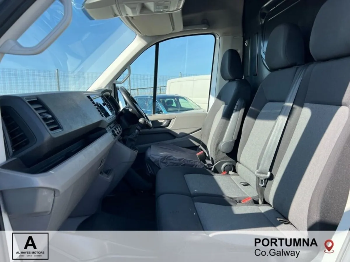 Volkswagen Crafter H 35 MWB 140BHP  4 MOTION - Image 3