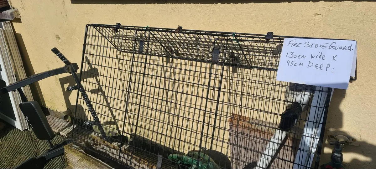 Fireplace/stove guard