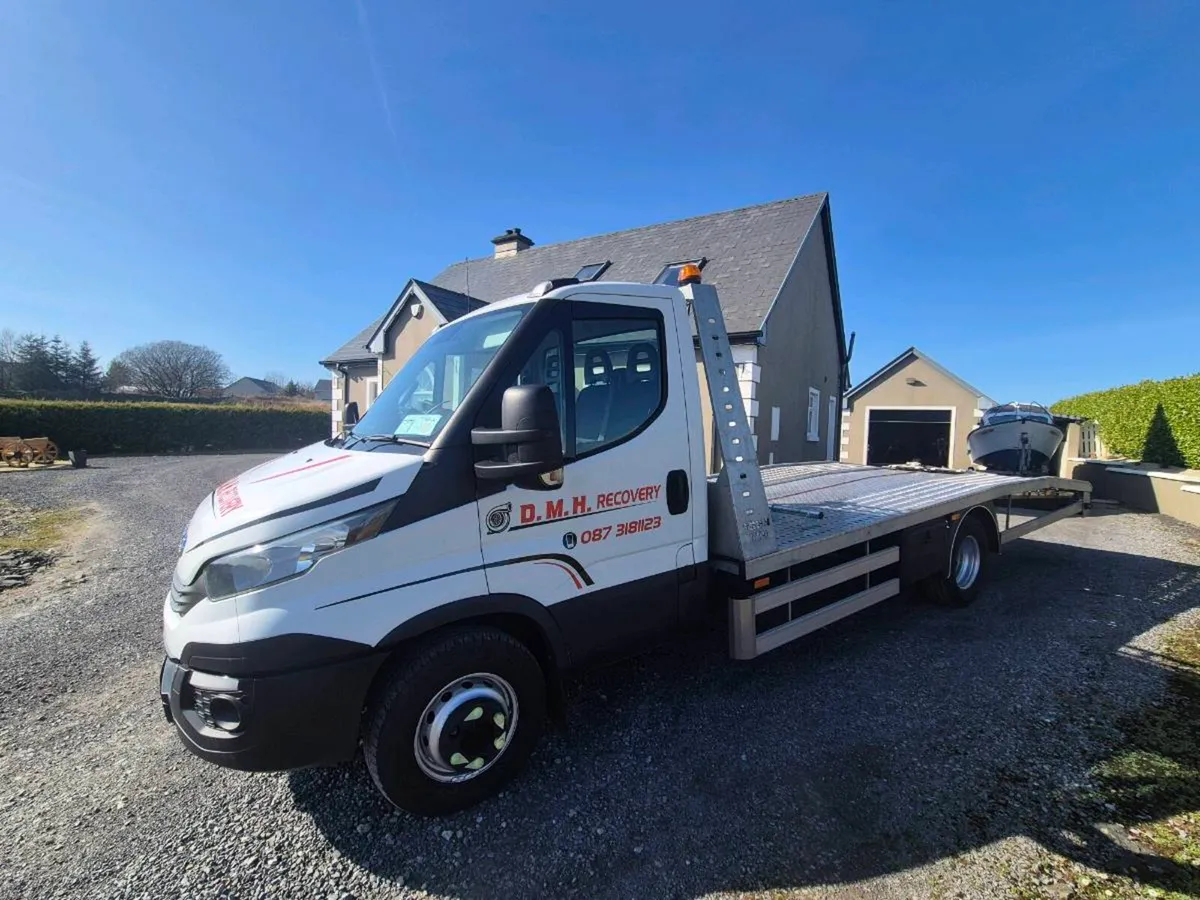 Recovery truck - Image 4