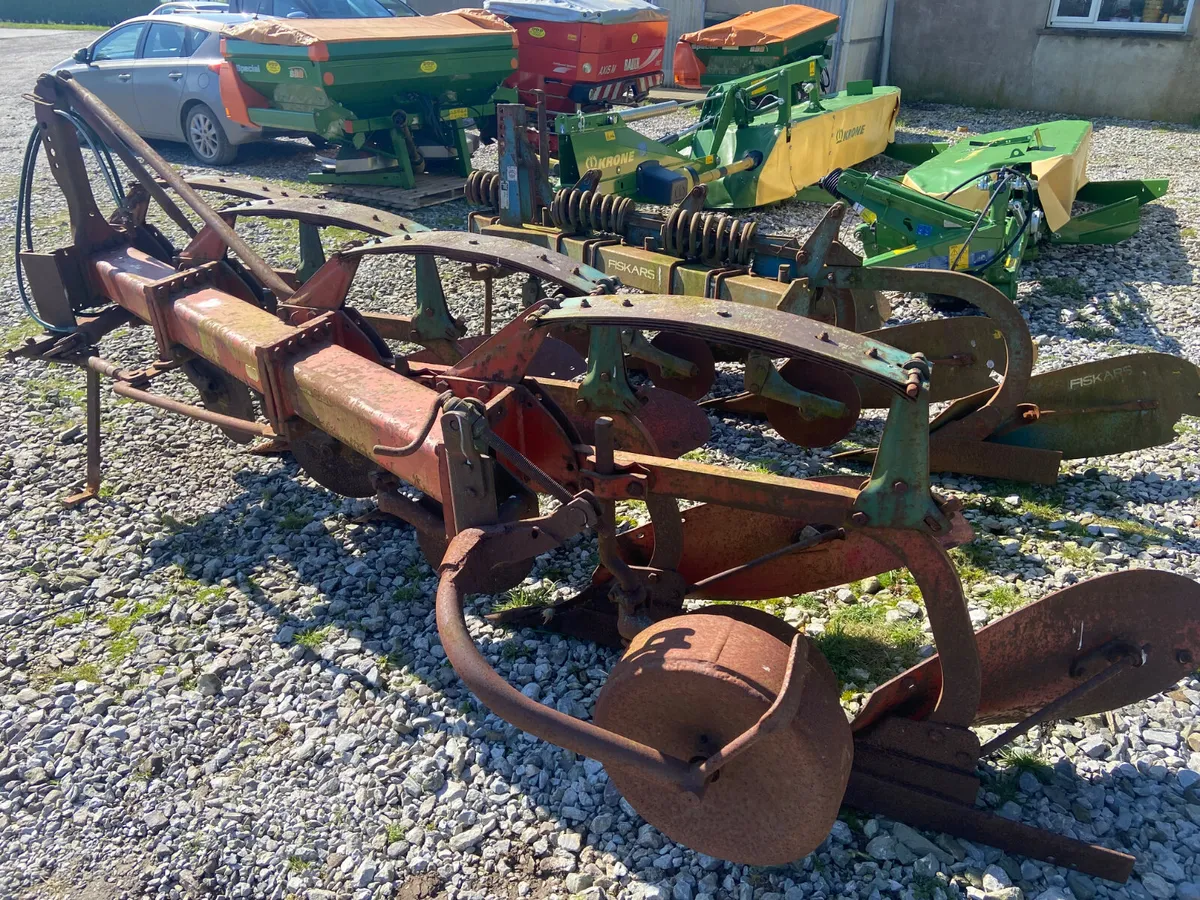 Ploughs - Image 1