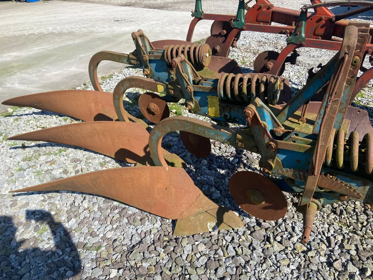Ploughs - Image 3