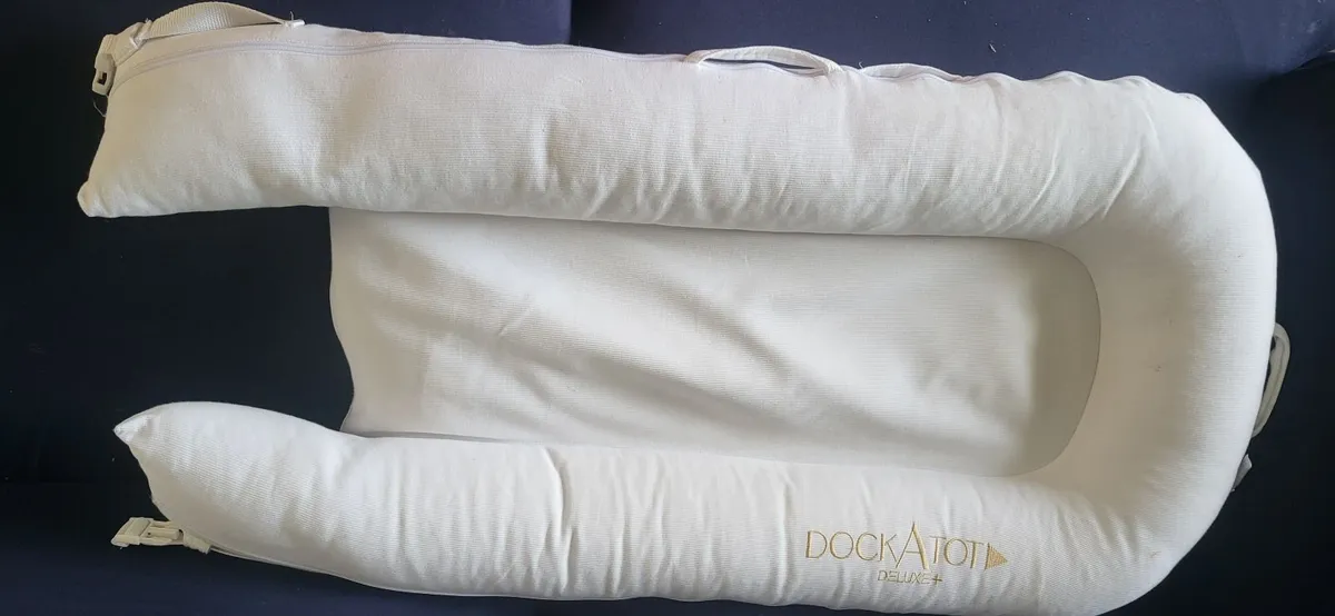 Dockatot Deluxe Plus - Image 1