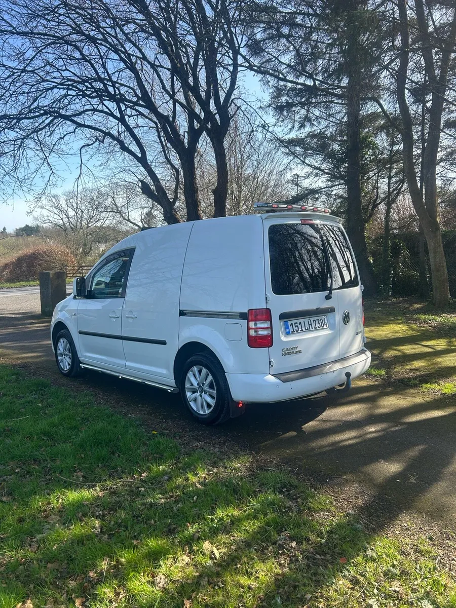 2015 VW CADDY Highline DOE&TAX - Image 3