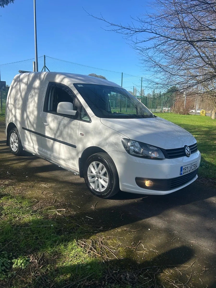 2015 VW CADDY Highline DOE&TAX - Image 4