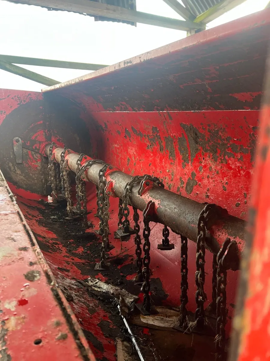 Bellmac Muck Spreader - Image 4