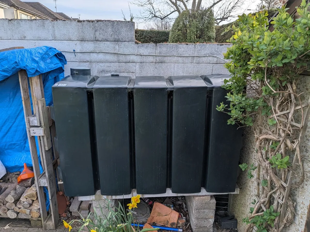 Oil Tank (1200 liters) - Image 1