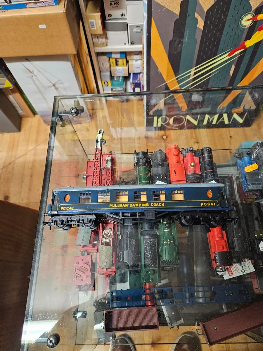 Hornby Triang OO Gauge Carraige - Image 3