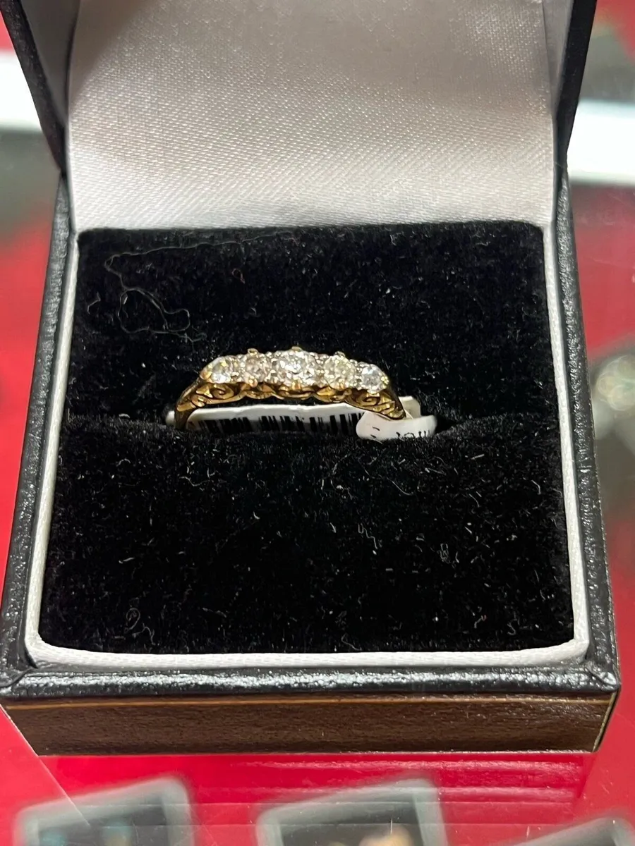 18k gold vintage diamond ring. - Image 4