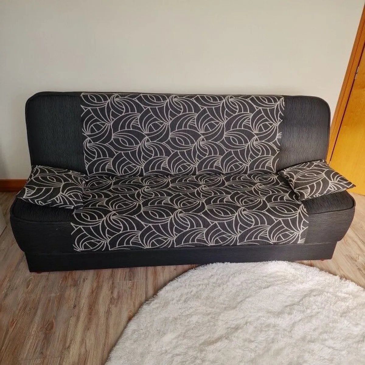 sofa bed - Image 1
