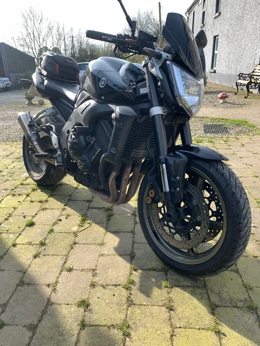 Yamaha fazer 1000 - Image 1