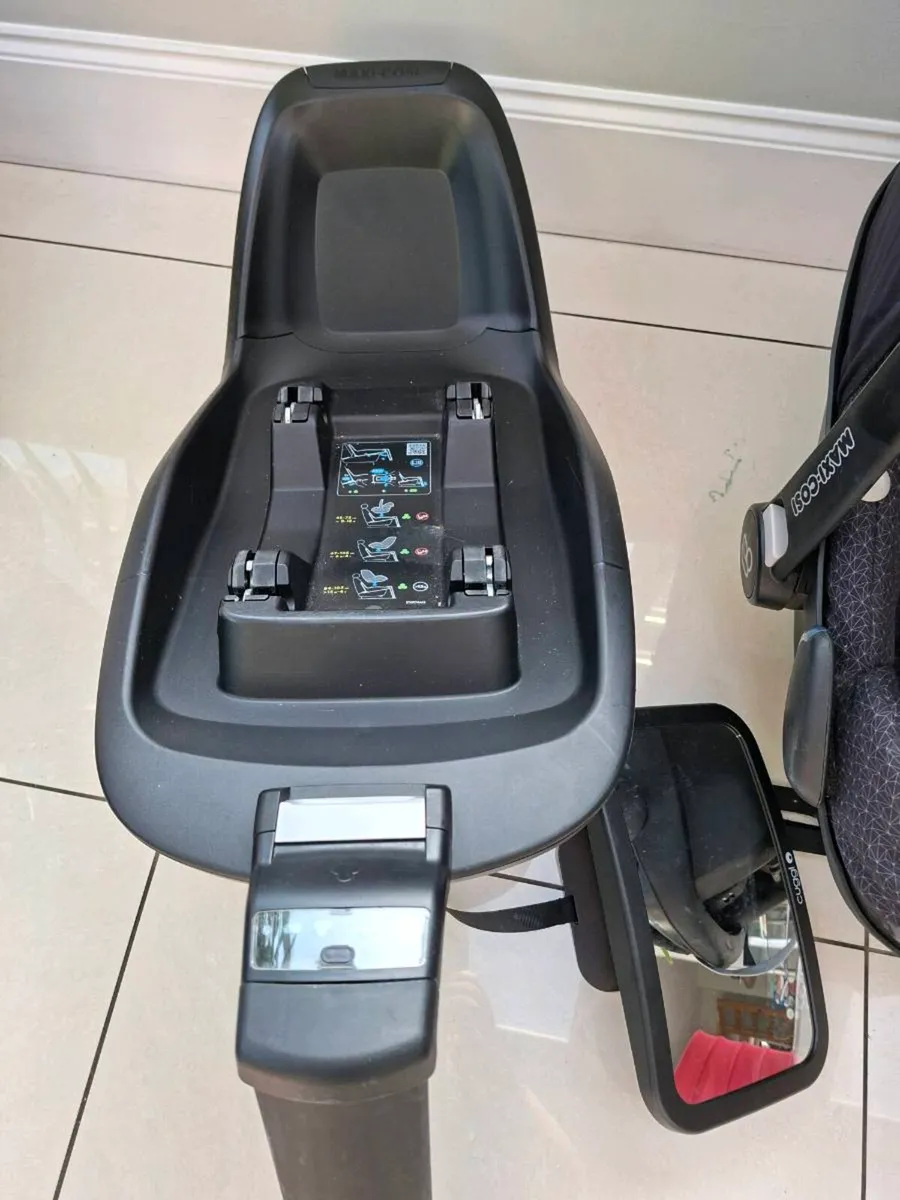 Maxi Cosy Baby Car Seat & ISOFIX - Image 3