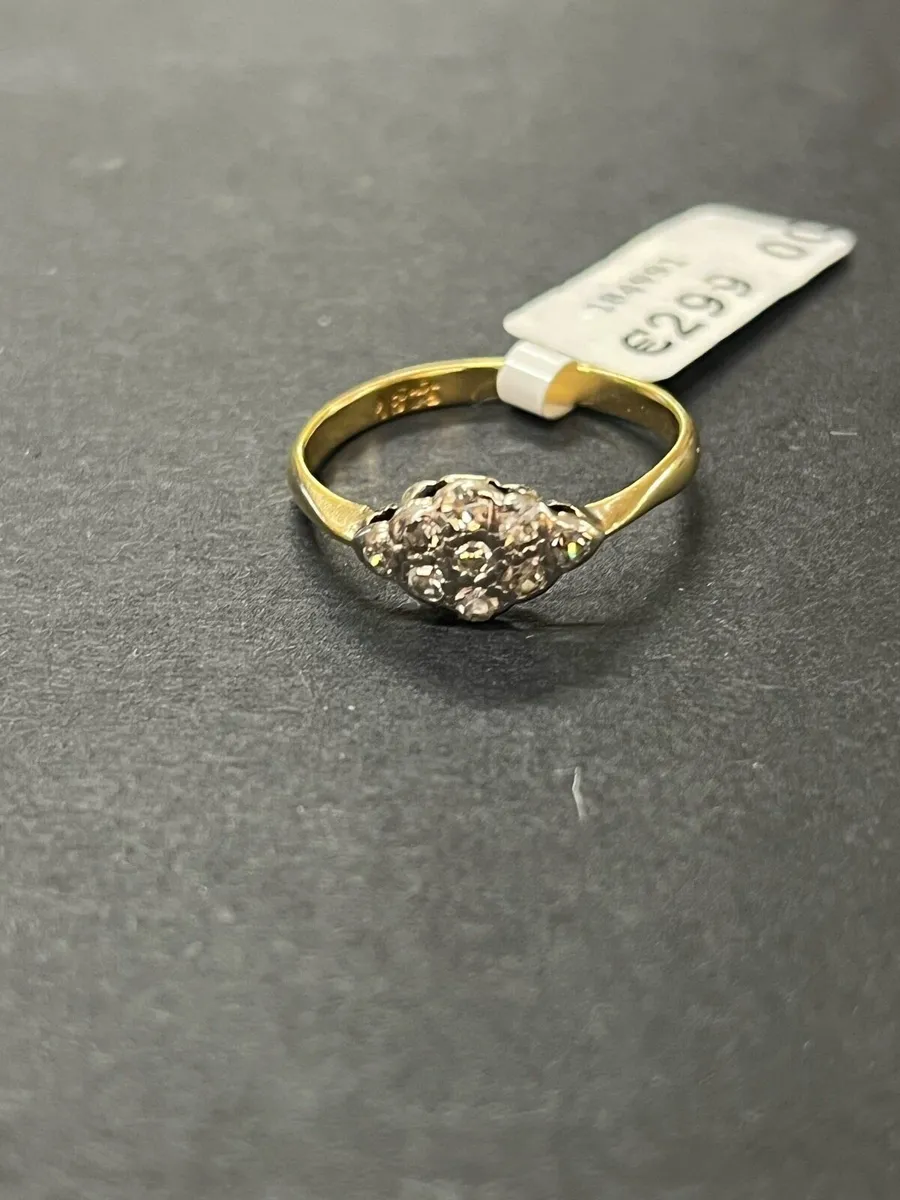 18k gold vintage diamond ring. - Image 2