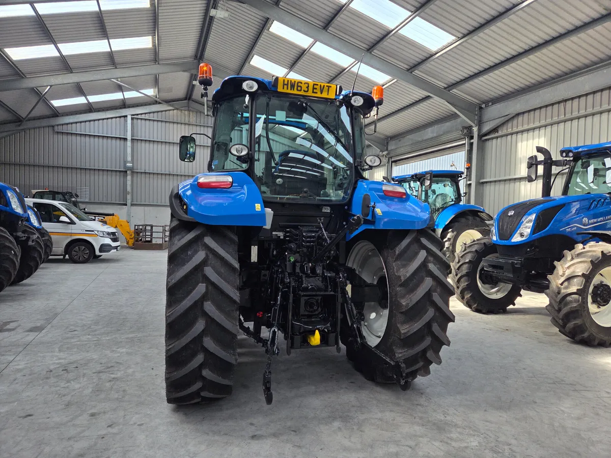 2013 New Holland T5.105 - Image 3