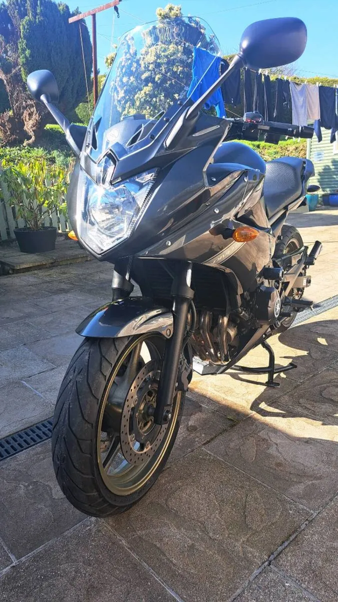 2010 yamaha XJ6 - Image 1