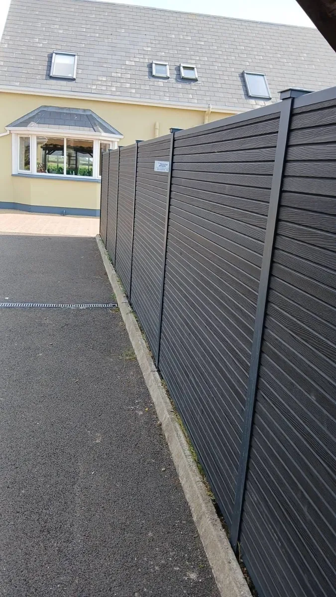 Composite Fencing - Image 4