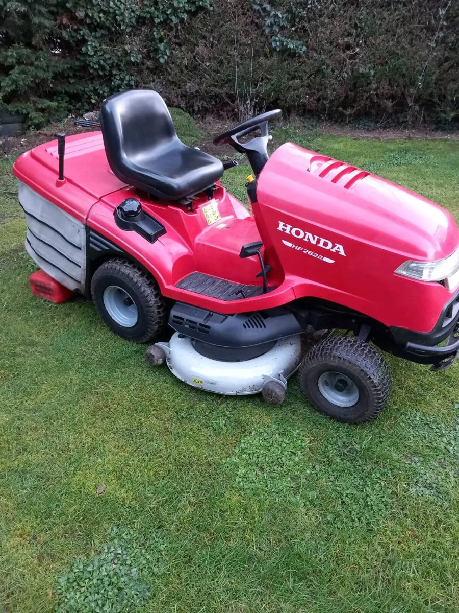 Honda 48"cuting deck,22hp - Image 4