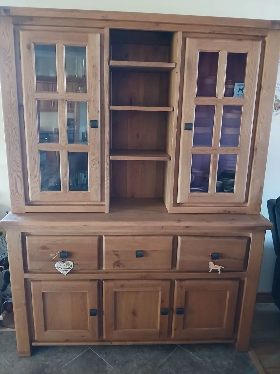 Buffet Hutch
