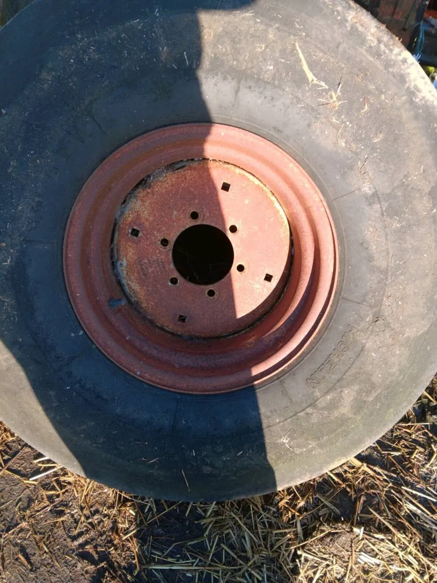 Wheels  1100 * 16 - Image 2