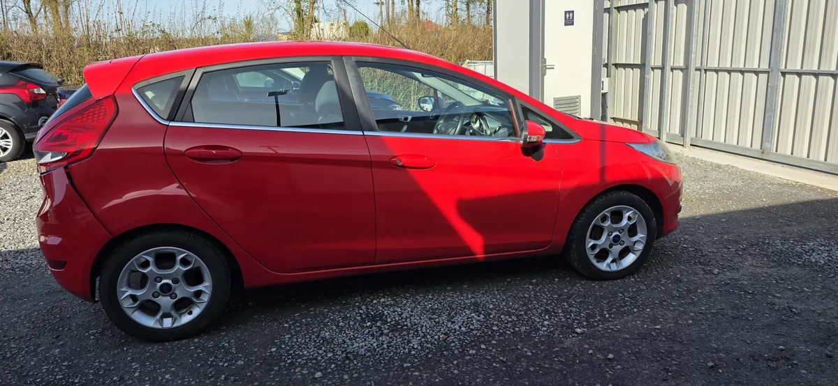 12 FORD FIESTA 1.25 PETROL - Image 4
