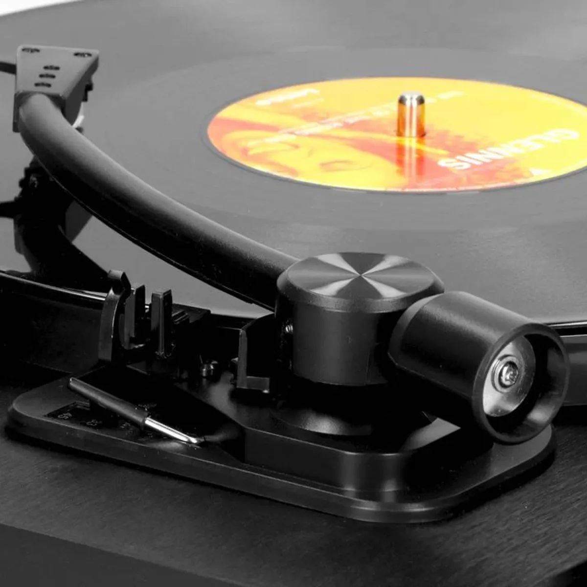 Turntable - Image 3