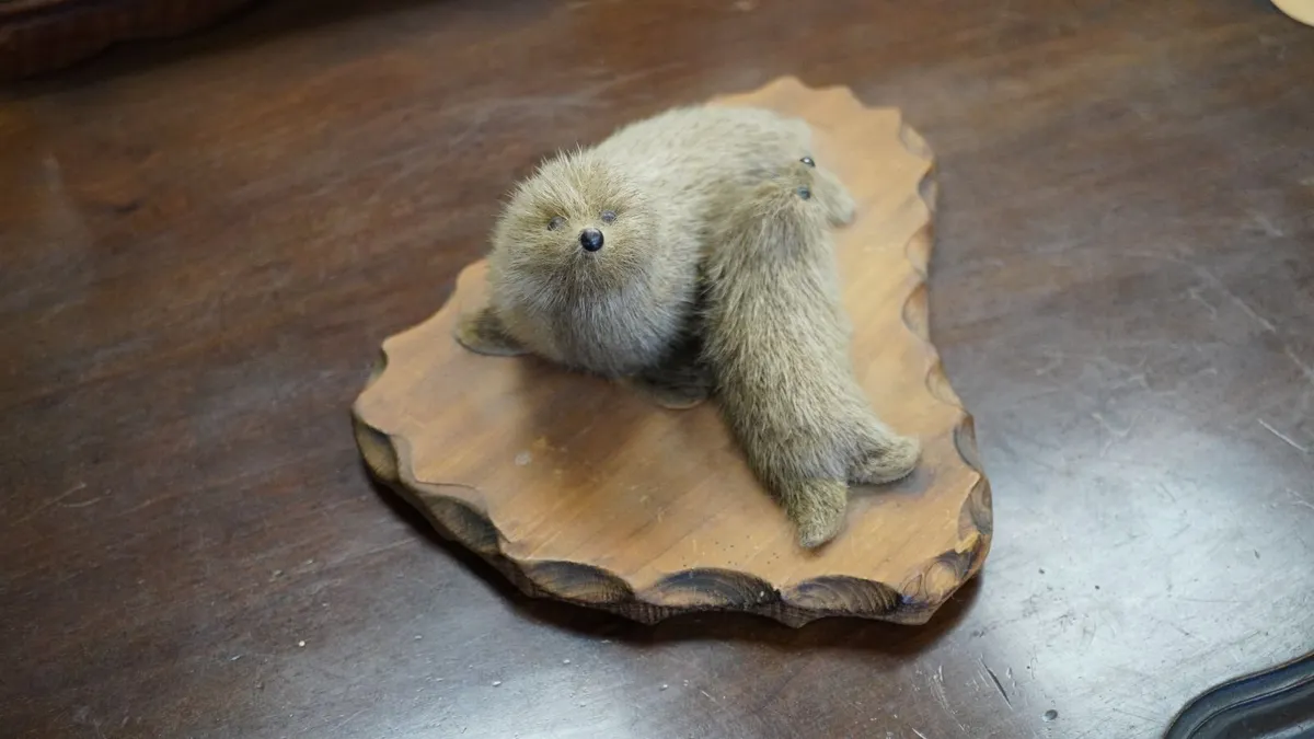 Vintage Faux Seal Pair Figure on Wooden Base - Image 2