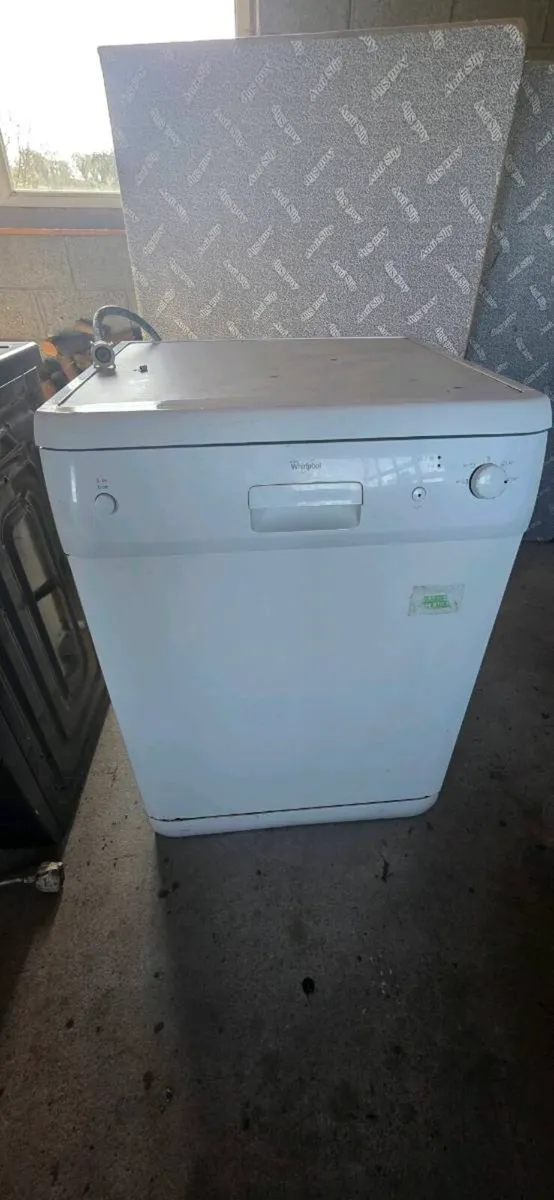 Dishwasher Whirlpool - Image 1