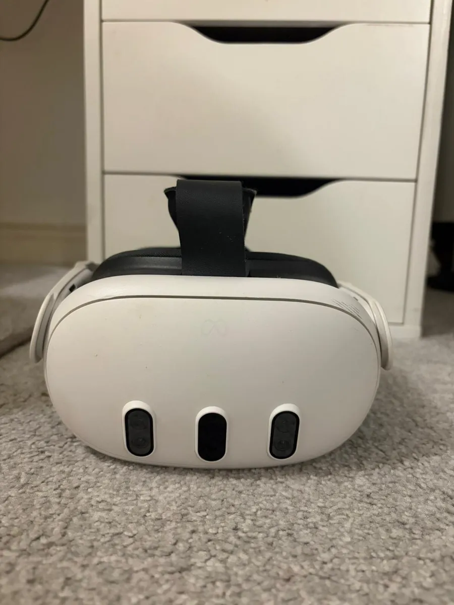 Meta quest 3 - Image 1