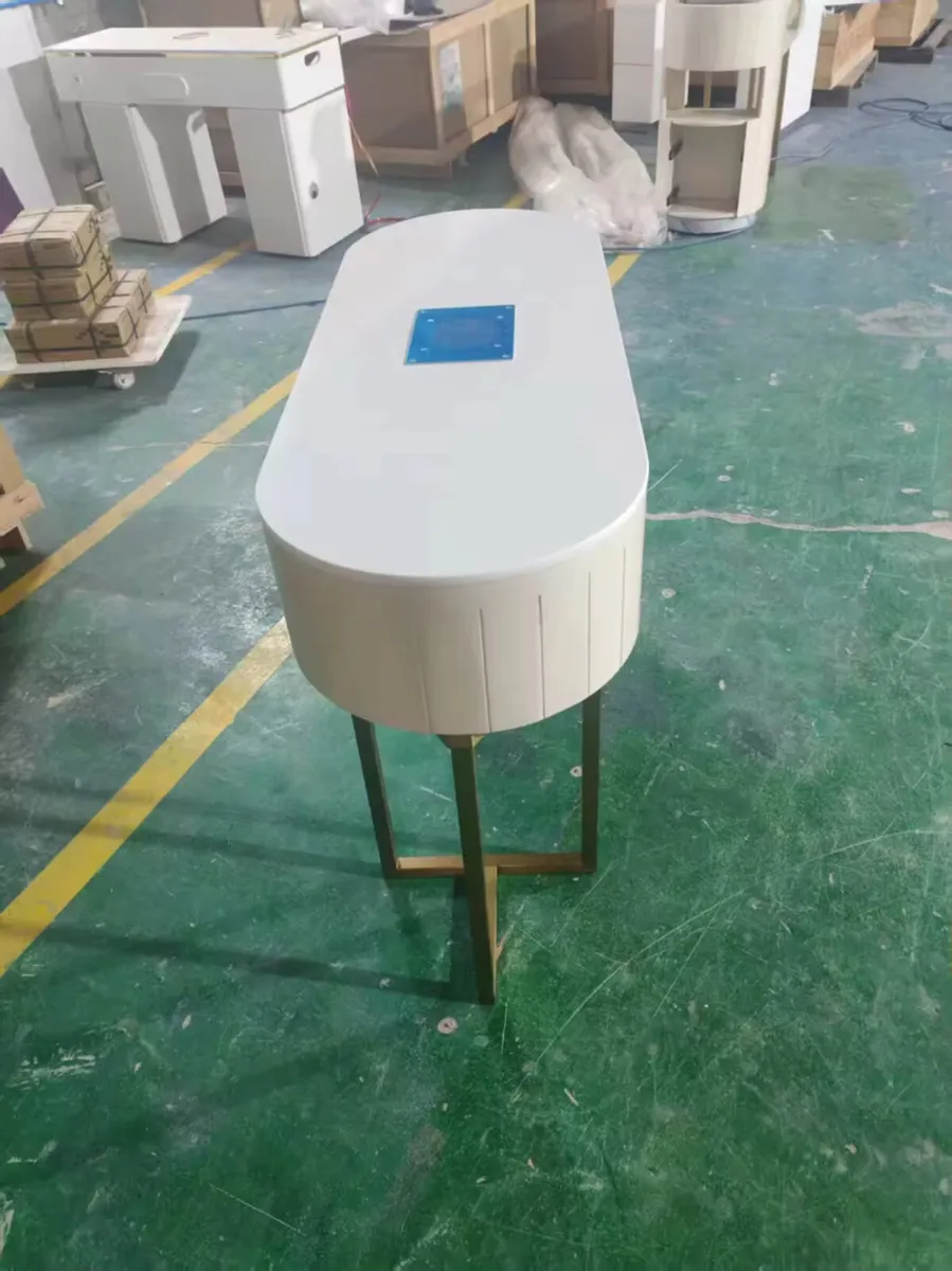 Professional Nail Table - Image 1
