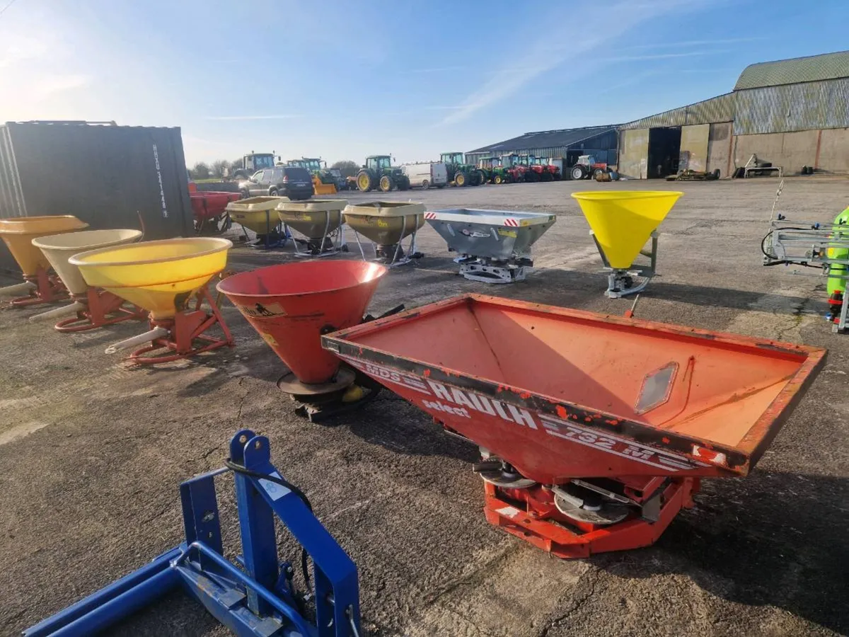 Fertiliser spreaders - Image 3