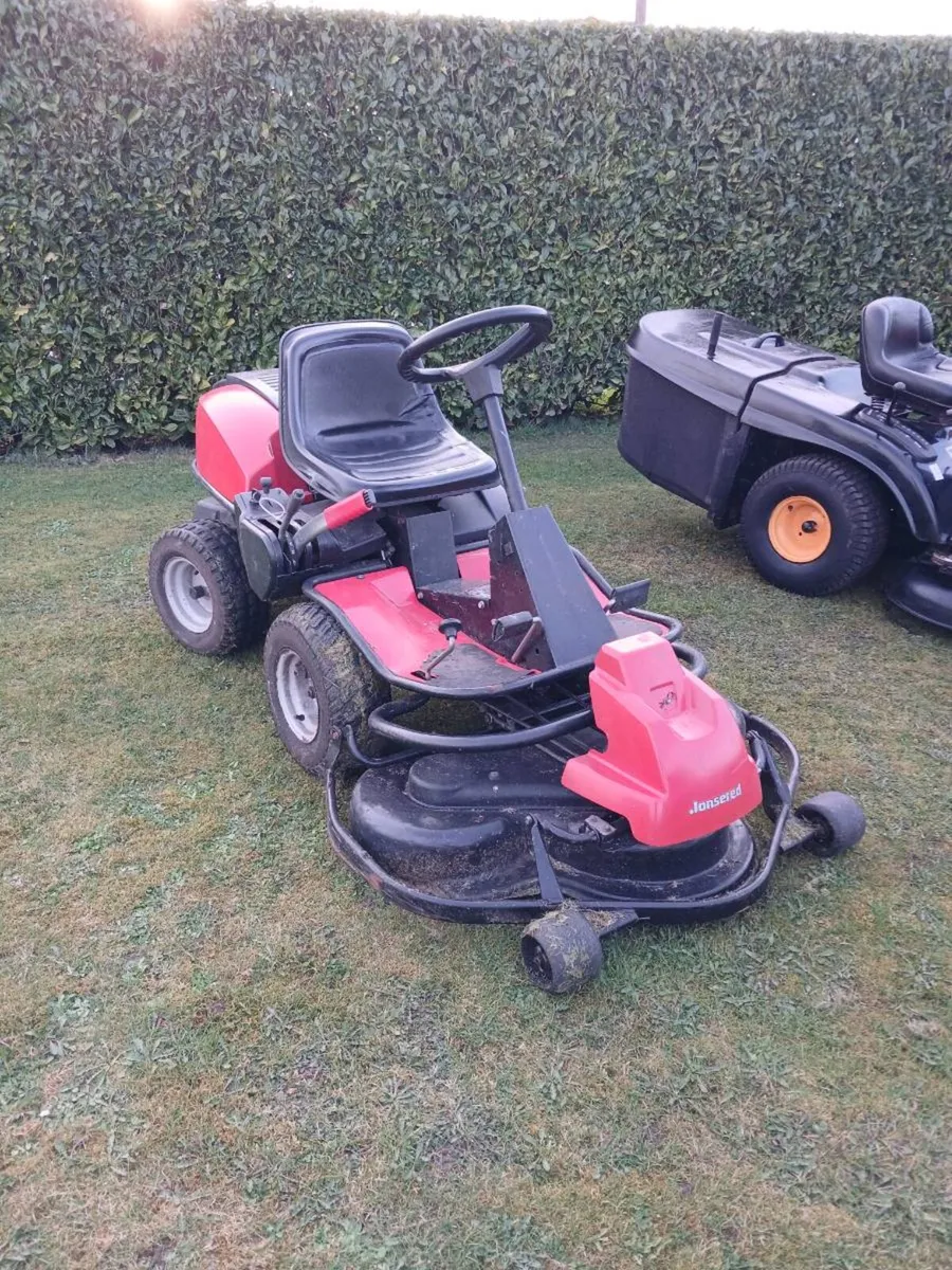 JONSERED RIDER 15.5 hp Briggs engine Hydro - Image 2