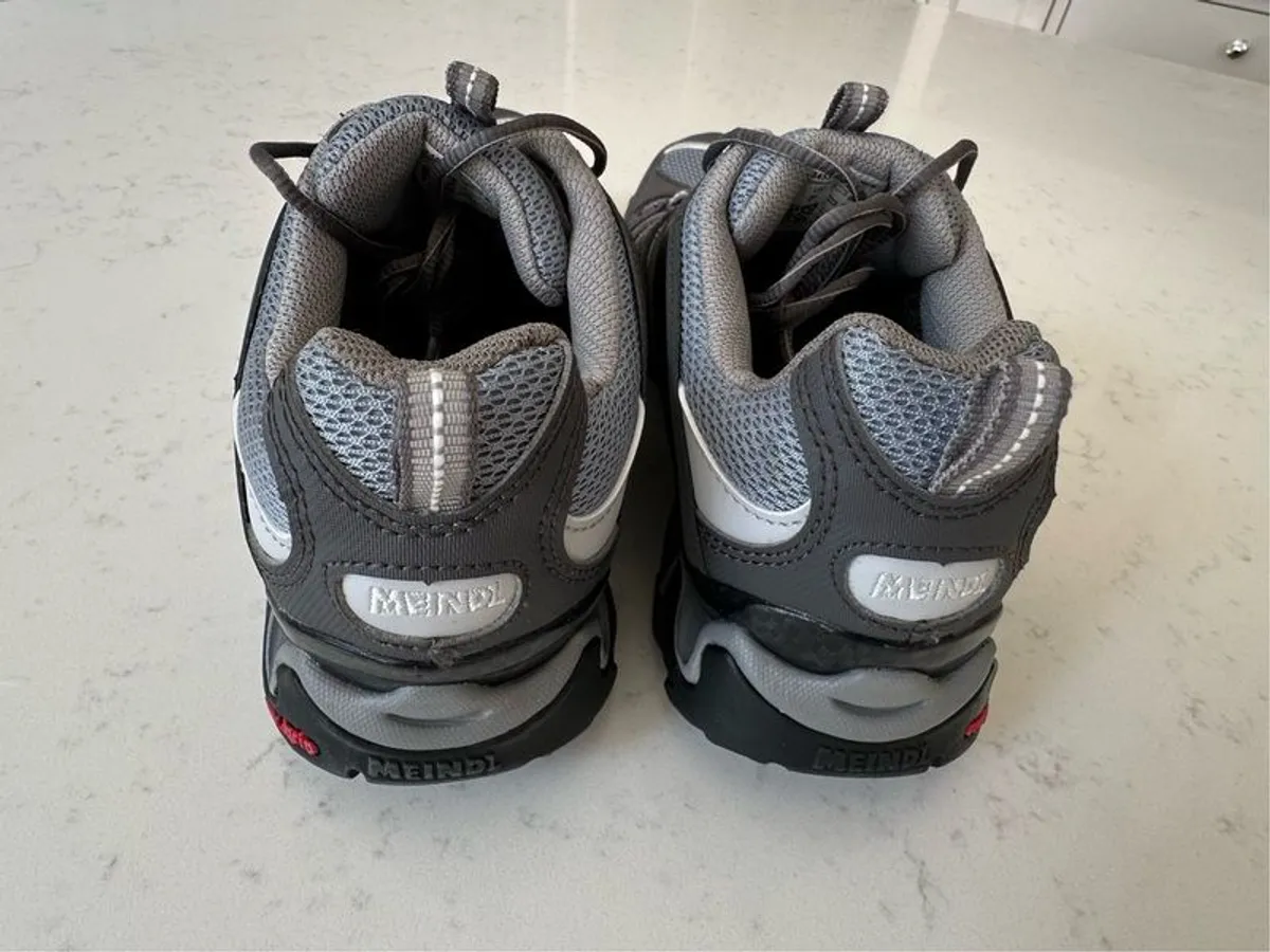 Meindl Women's hiking shoes - Image 2
