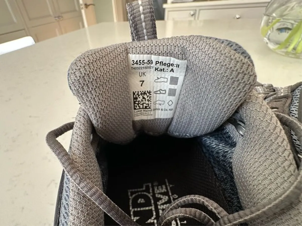 Meindl Women's hiking shoes - Image 3