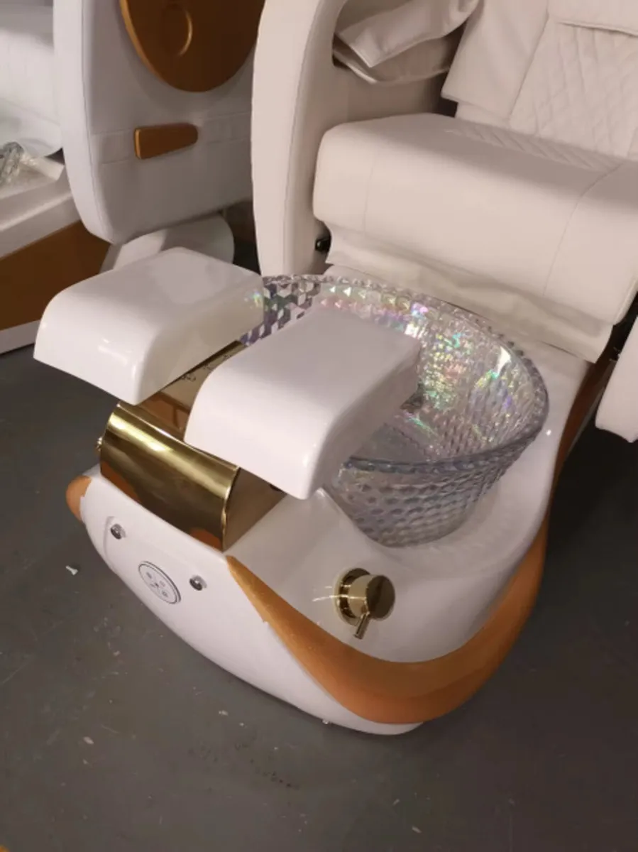 Pedicure Chair - Image 2