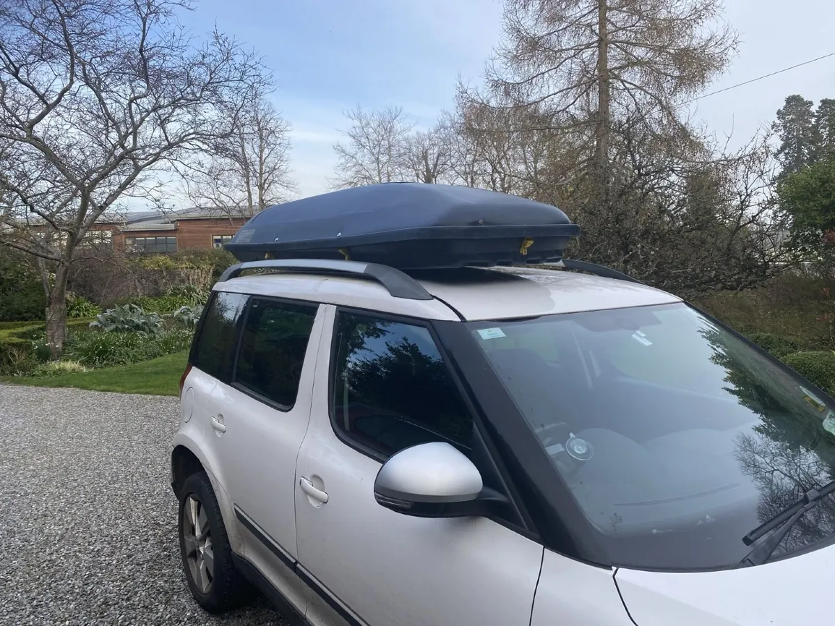 Car rooftop carrier - Image 1