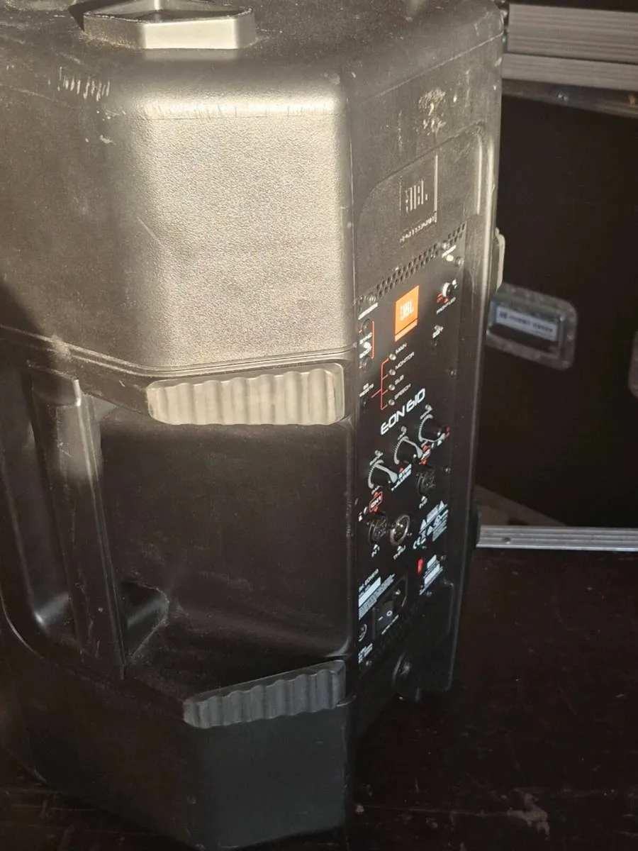 JbL powered 10s speakers - Image 3