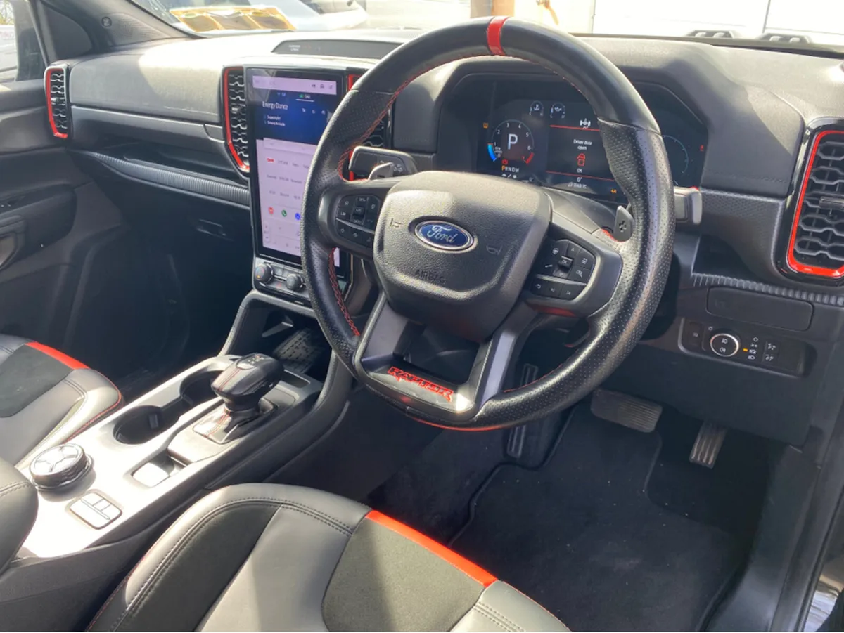 Ford Ranger DCAB RAPTOR 3.0 V6 292PS 4DR - Image 2