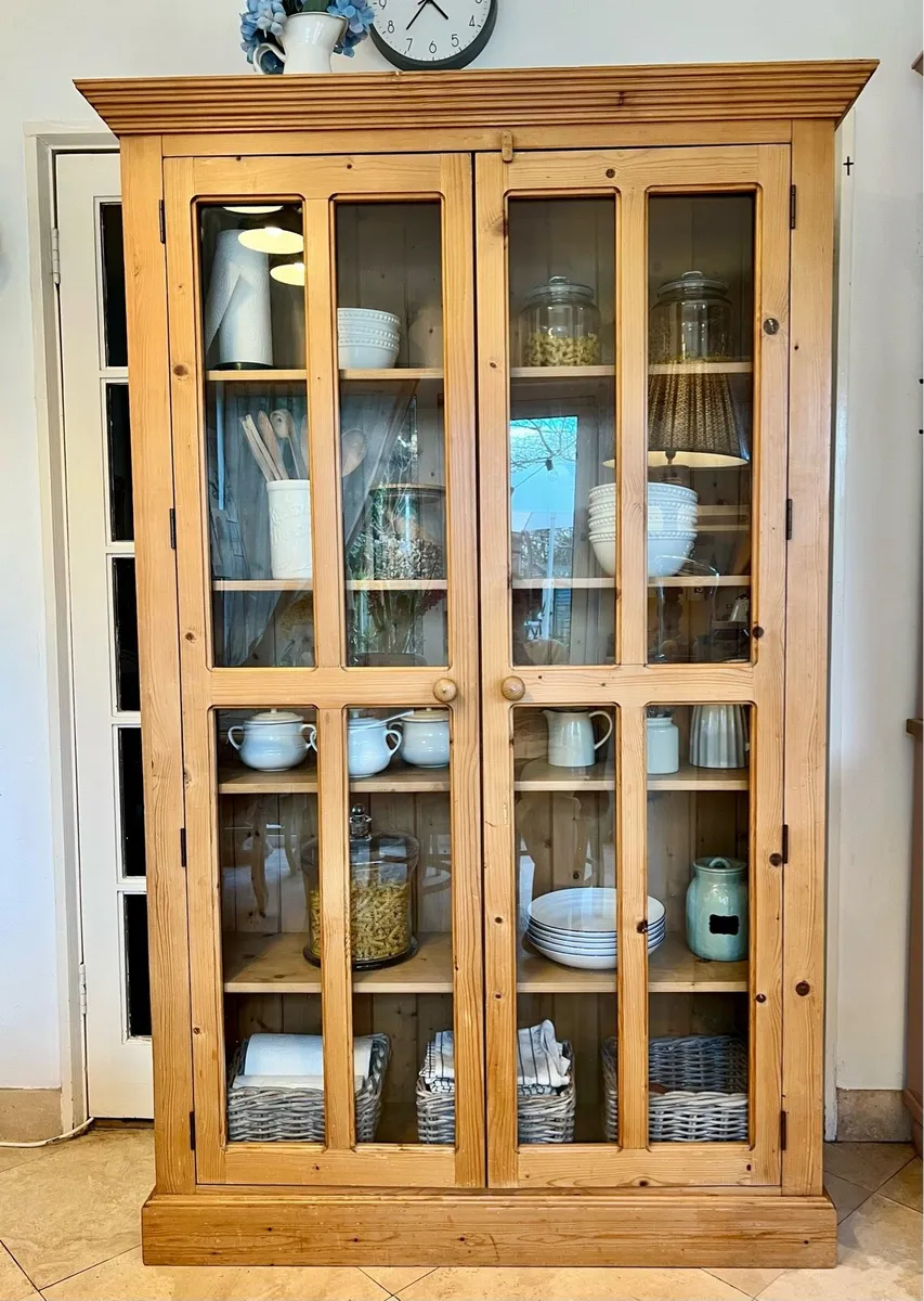 Vintage waxed pine cabinet - Image 3