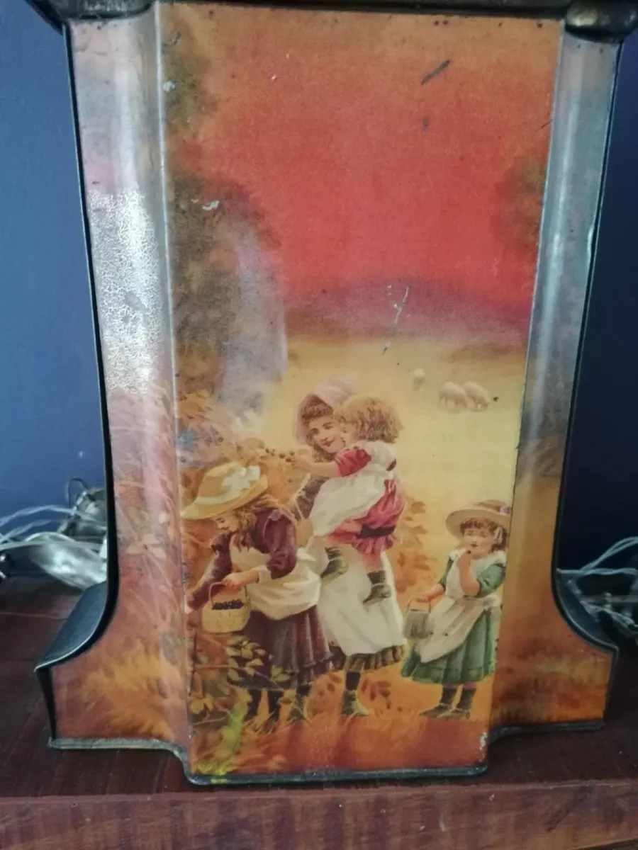 Antique Art Deco Vase Biscuit Tin c.1915-20 - Image 3