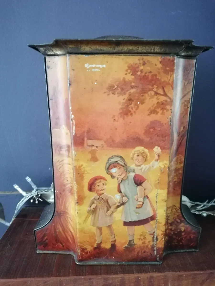 Antique Art Deco Vase Biscuit Tin c.1915-20 - Image 4