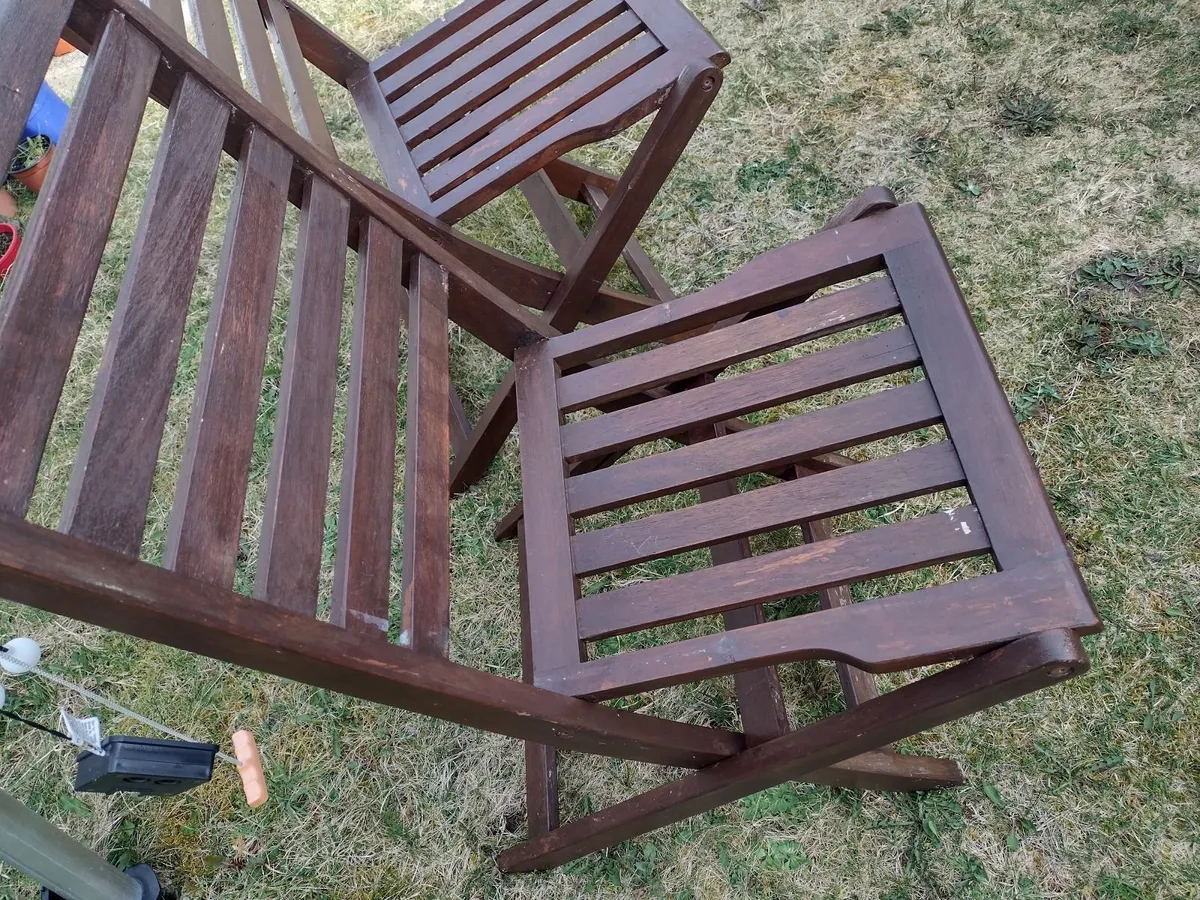Wooden foldup garden/patio chairs - Image 2