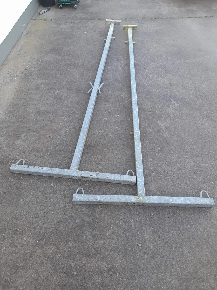 Clothes line poles - Image 2