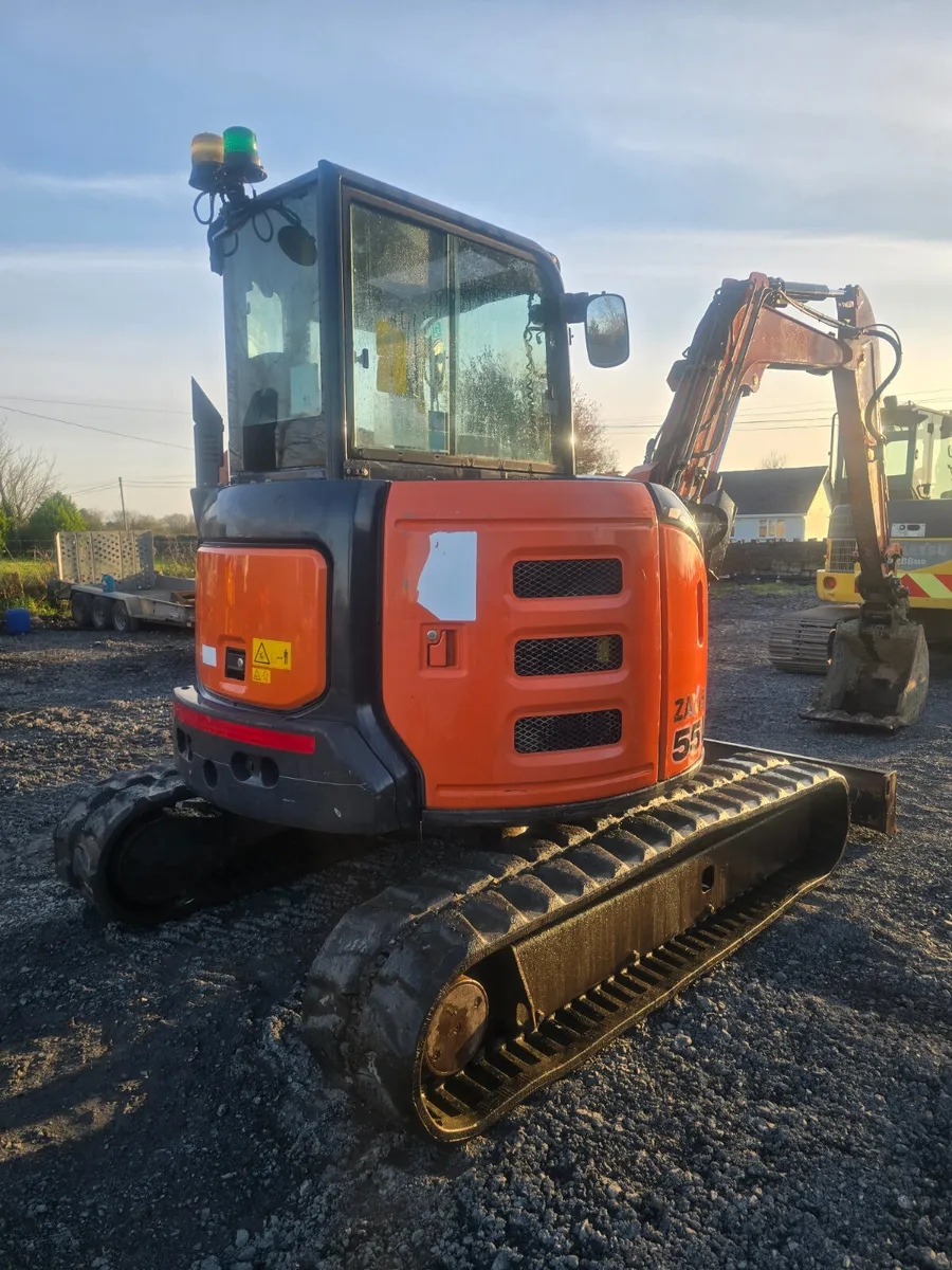 Hitachi ZX55 - Image 4