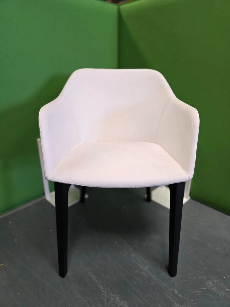 Ex showroom chairs (Singles only) - Image 1