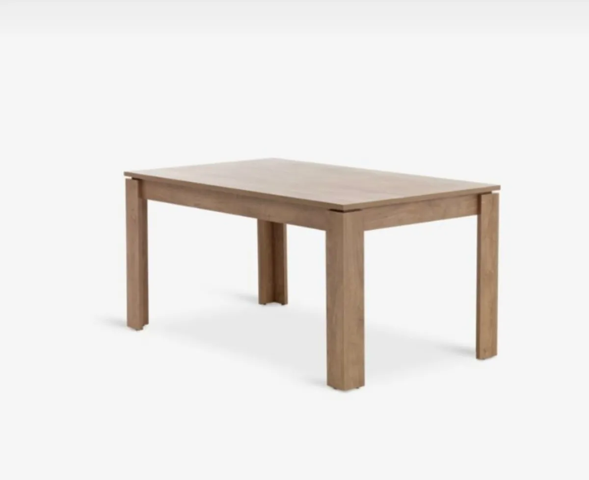 Kitchen table - Image 1