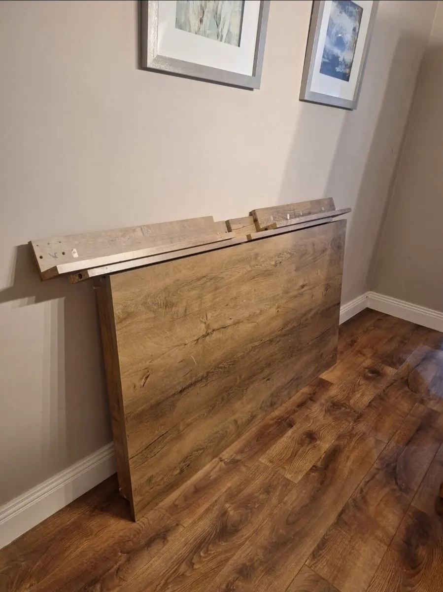 Kitchen table - Image 2