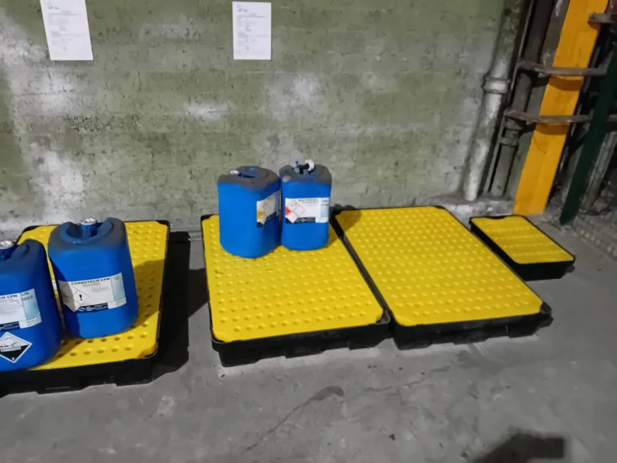 Chemical spill bunds /trays - Image 2